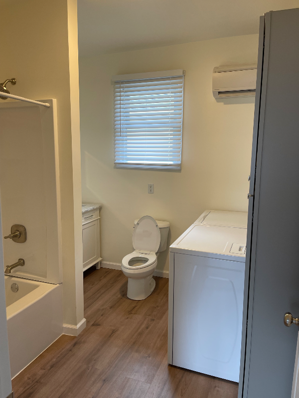 1704 Buchanan Trl E - Photo 6 of 18