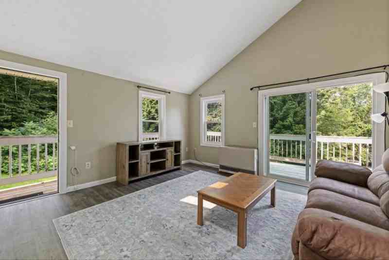 33 Plaza Village Rd #D - Photo 3 of 25