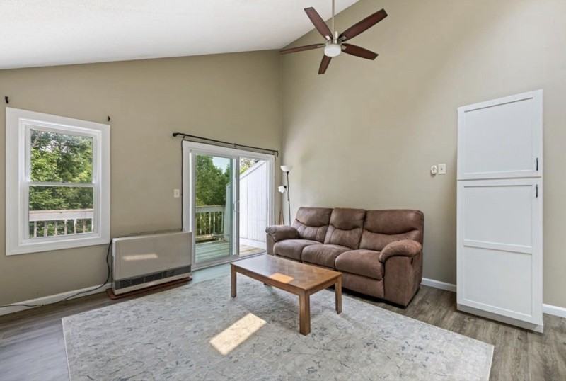 33 Plaza Village Rd #D - Photo 4 of 25