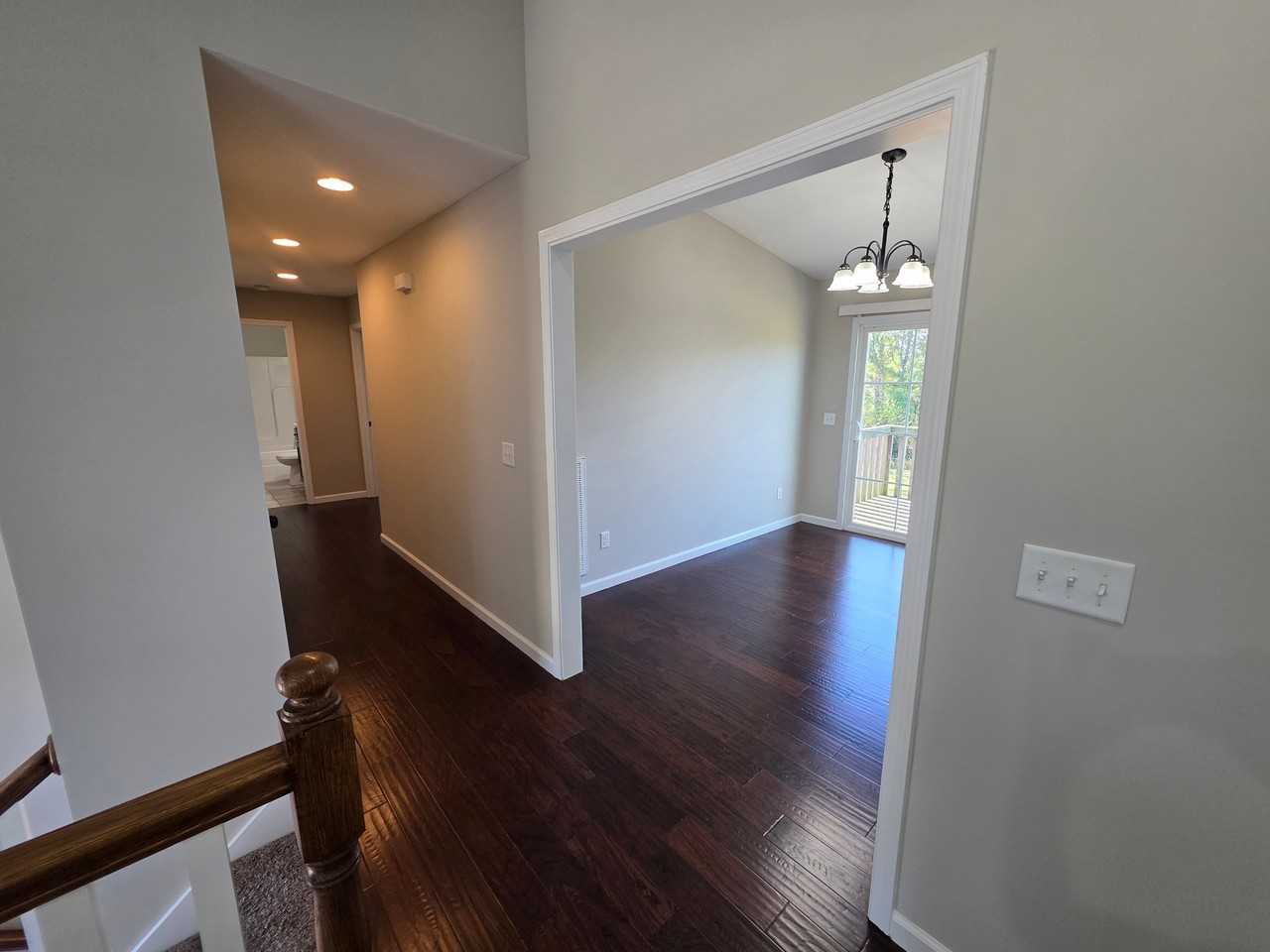 511 Holladay Rd - Photo 6 of 20