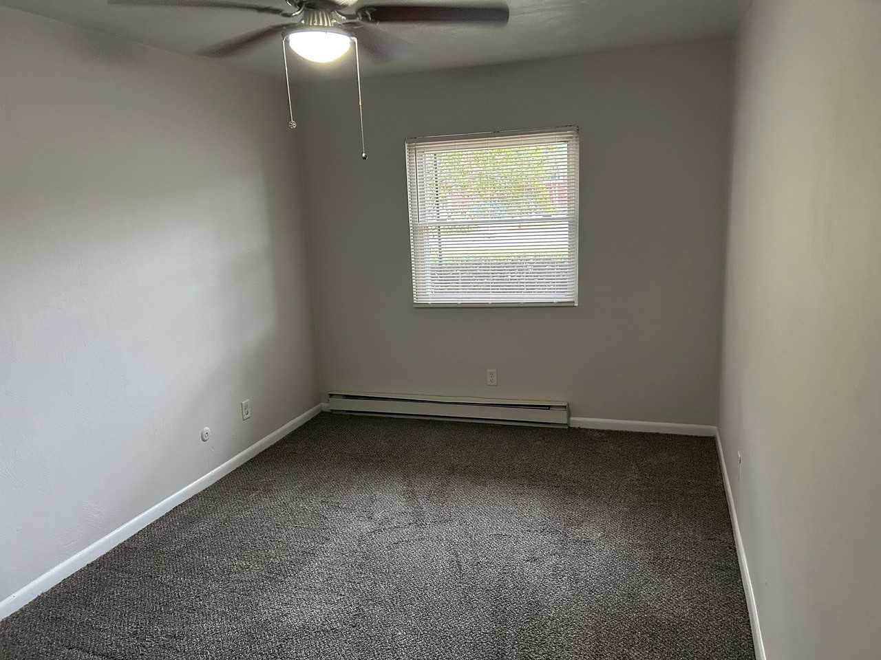 8612 Willow Ter #3 - Photo 4 of 6