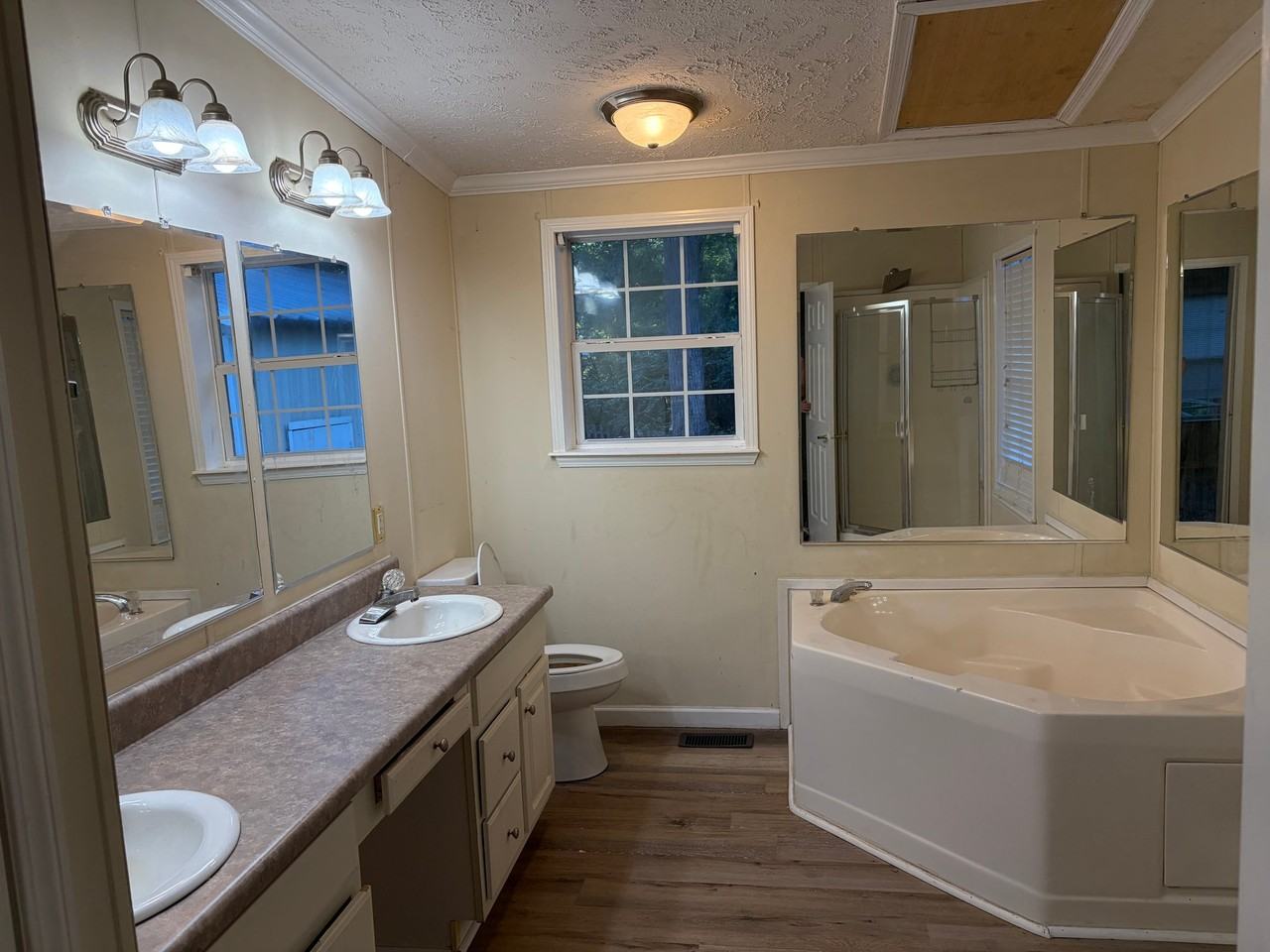 986 Puffenburger Ln - Photo 6 of 9