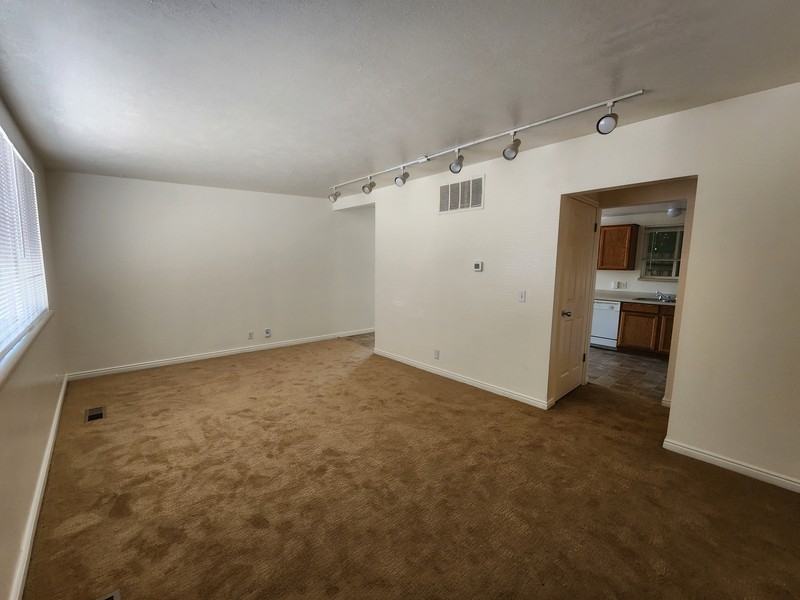 723 S St #1 - Photo 3 of 8