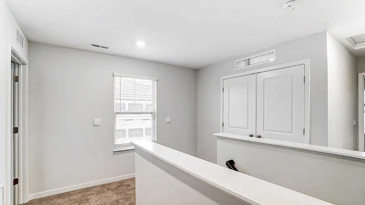 6338 Marinelli Dr S - Photo 7 of 16