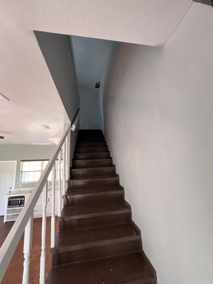 1140 County Rd #5 - Photo 5 of 10