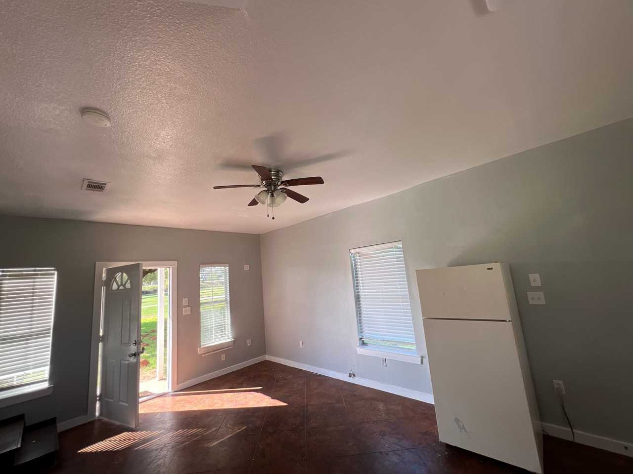 1140 County Rd #5 - Photo 6 of 10