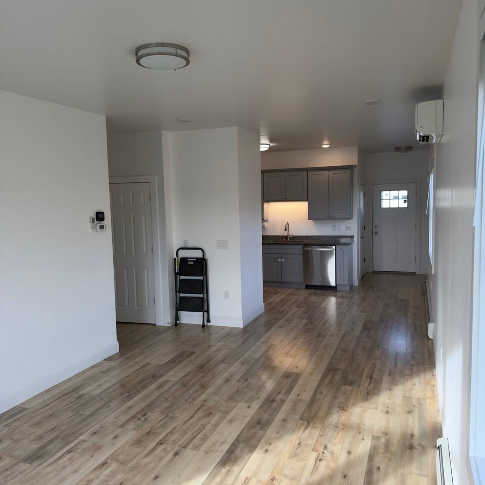 24 Clover Ln #15 - Photo 7 of 20
