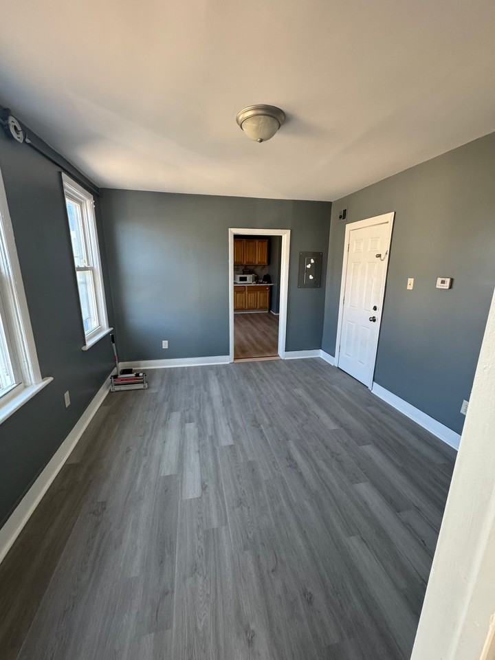 1209 Congress St #3 - Photo 4 of 16