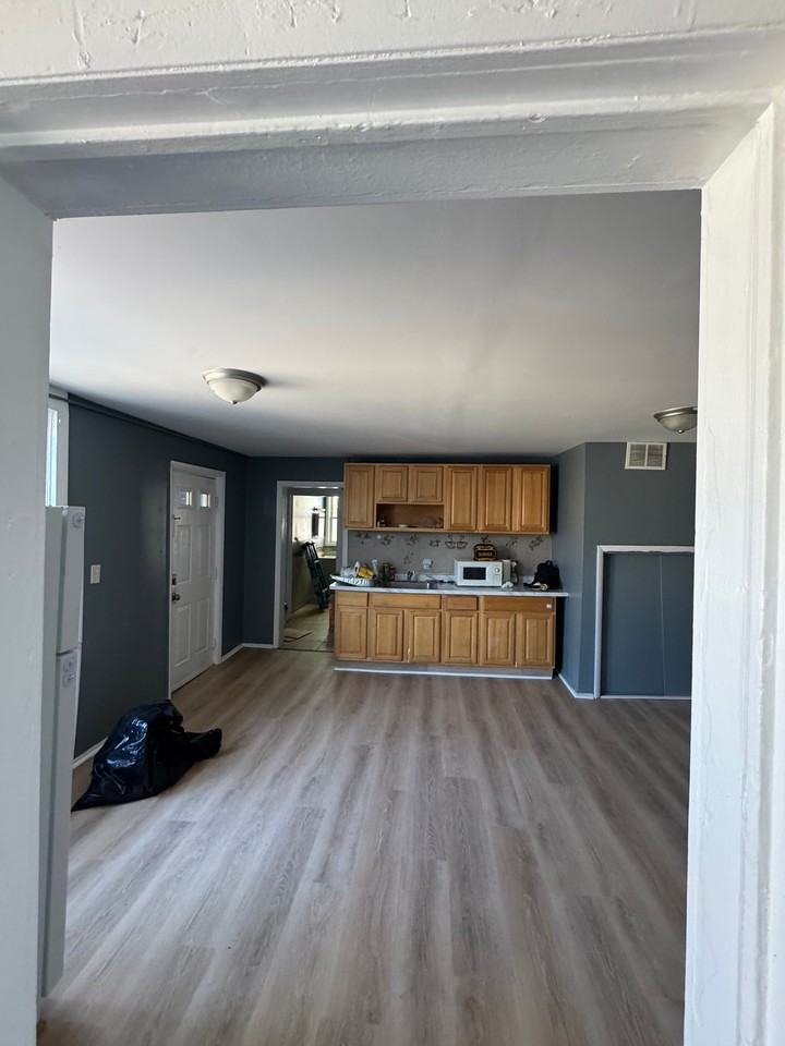 1209 Congress St #3 - Photo 6 of 16