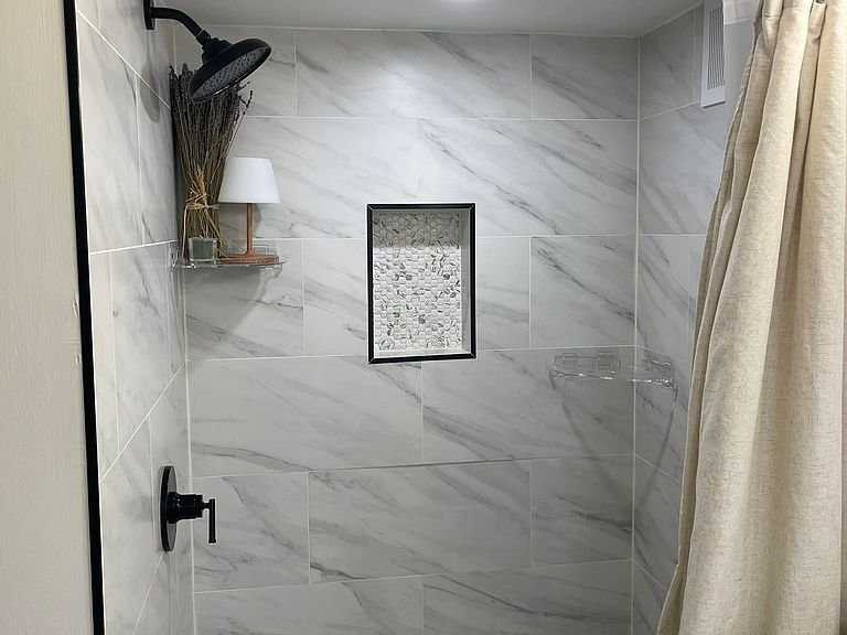 419 E 70th Ter - Photo 2 of 12