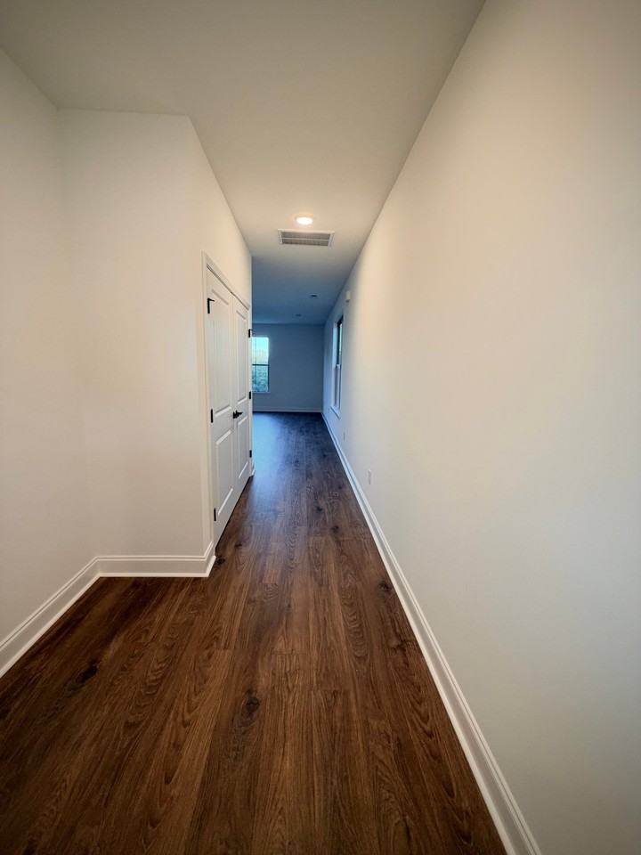 1616 Bennett Village Dr - Photo 3 of 25