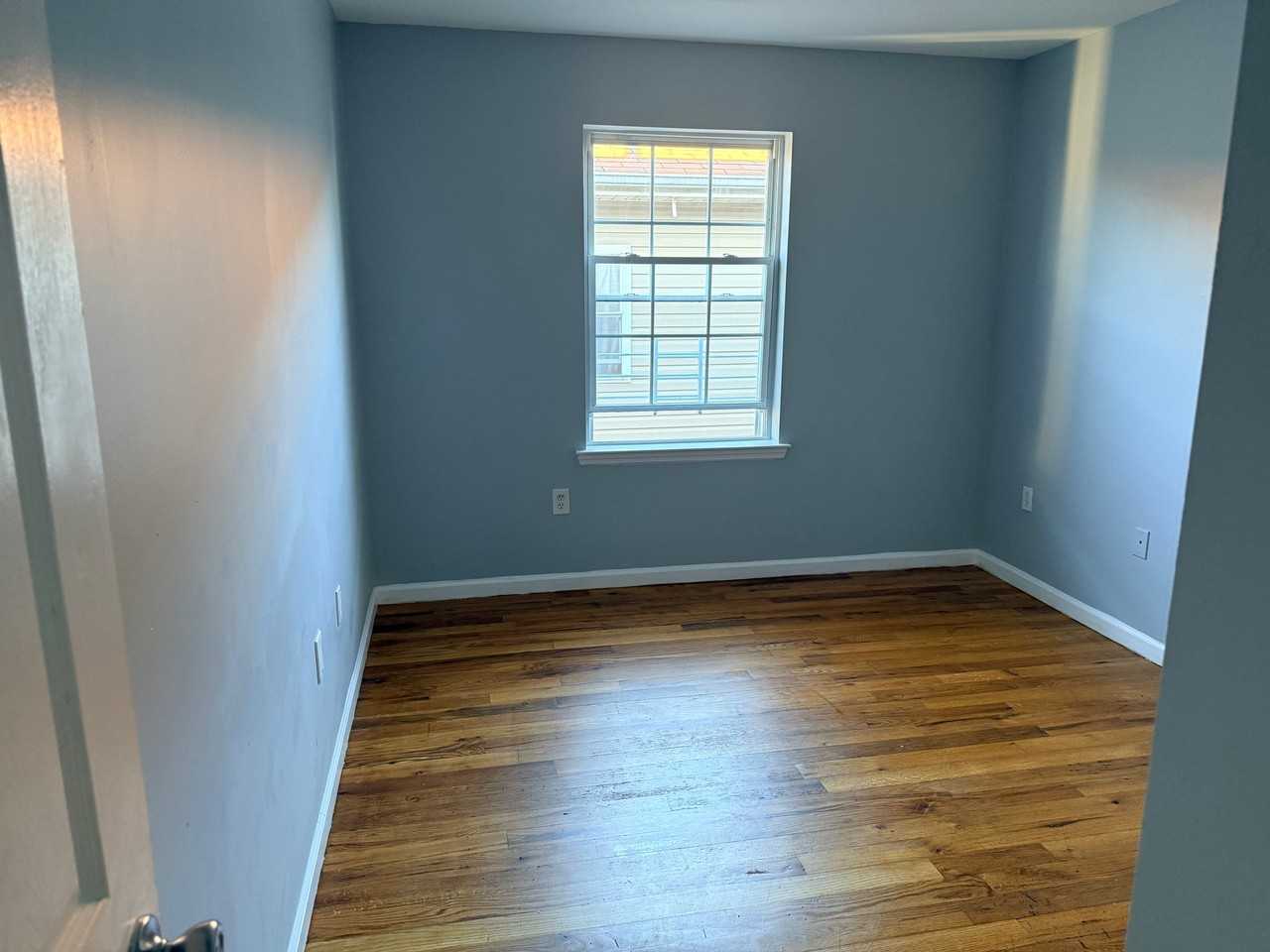 503 15th Ave - Photo 7 of 11