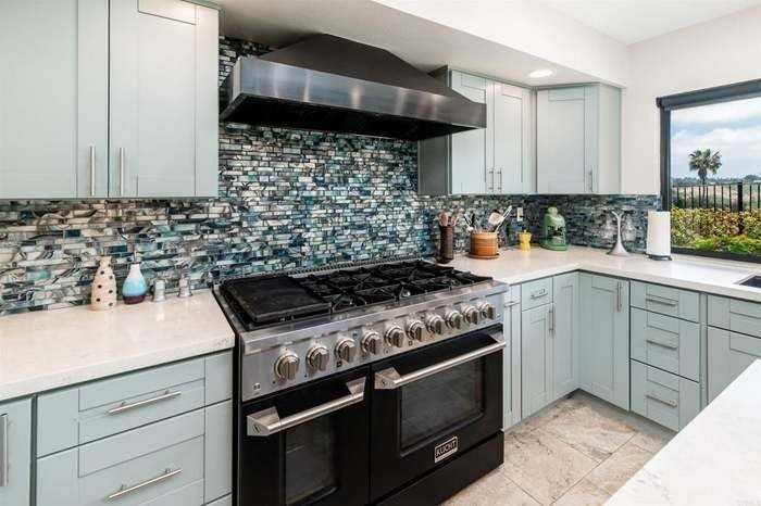 2309 Carriage Cir - Photo 4 of 17