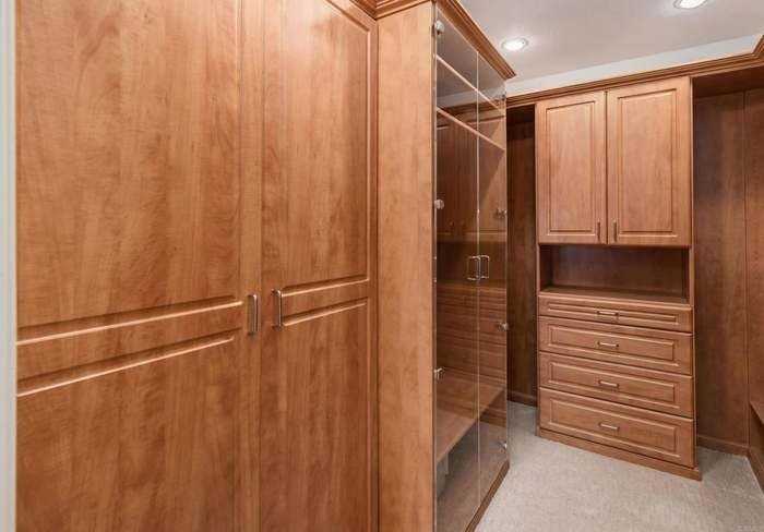 2309 Carriage Cir - Photo 6 of 17