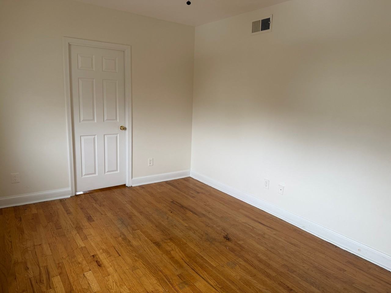 1900 3rd St Ne #3 - Photo 5 of 15