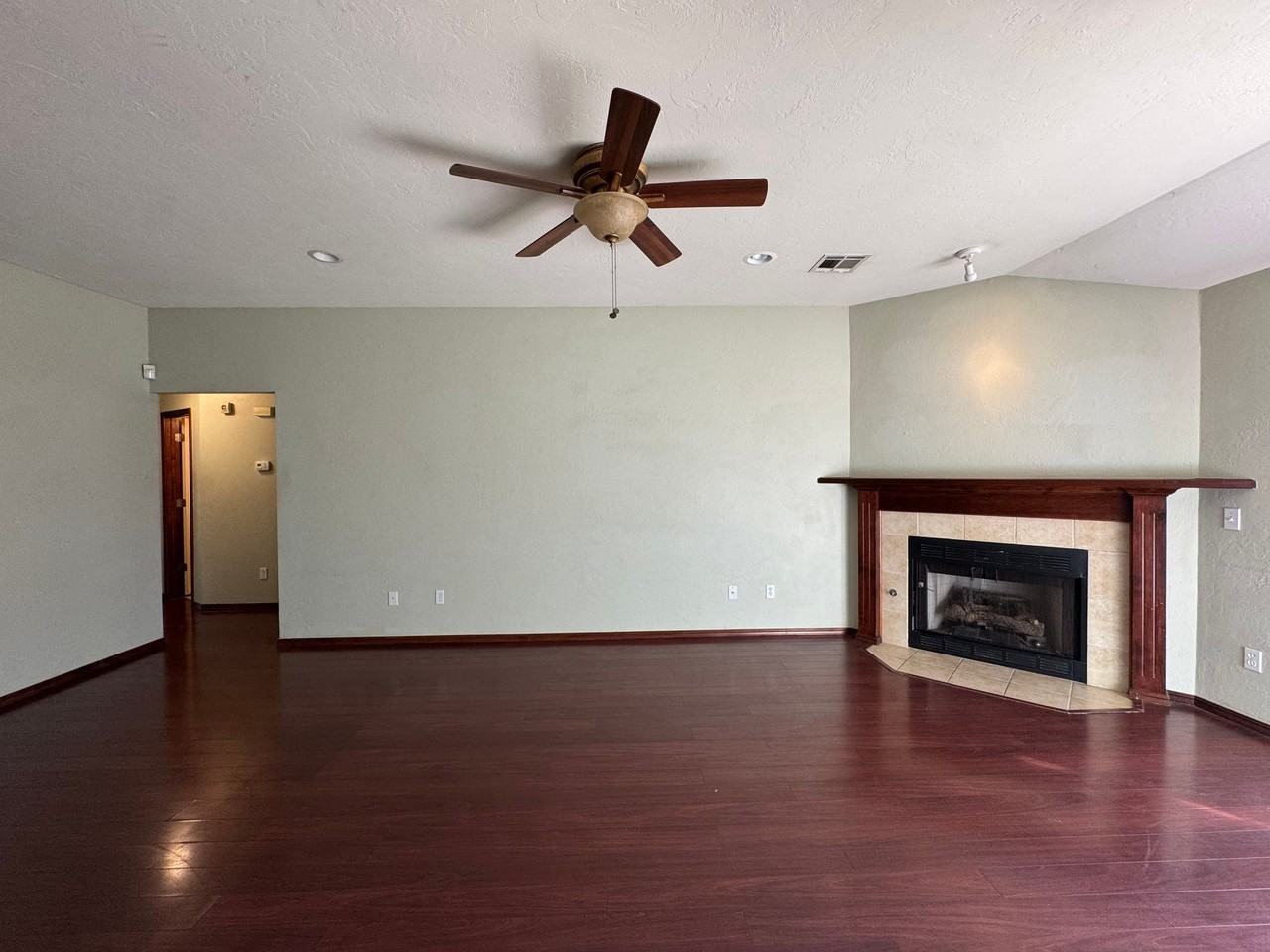 624 Nw 20th St - Photo 5 of 20