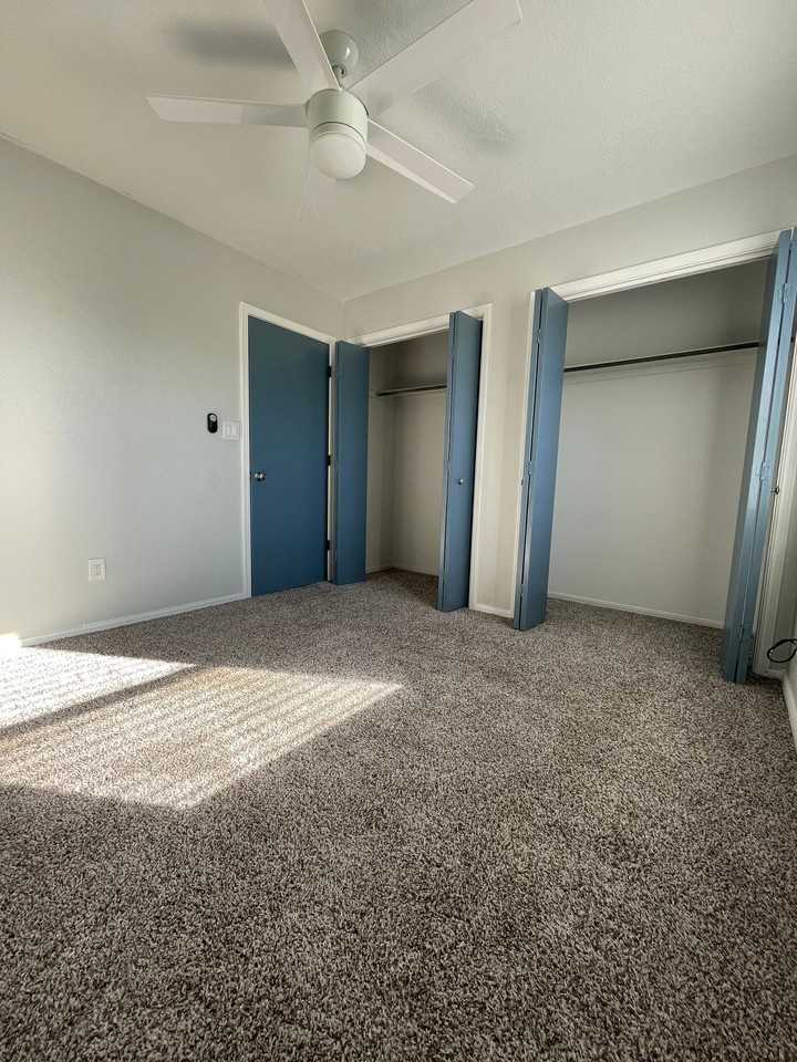 4005 Nw Ozmun Ave #B9 - Photo 5 of 8