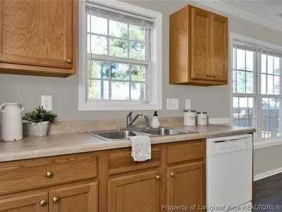 5410 Thackeray Dr - Photo 7 of 20