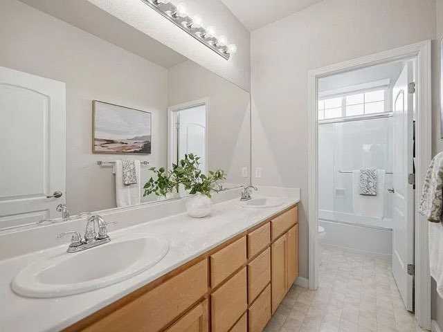 1220 Okeefe Ct - Photo 6 of 17