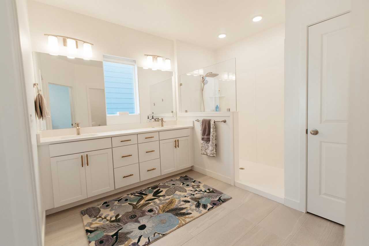 9763 N Ashgrove Ln - Photo 4 of 14