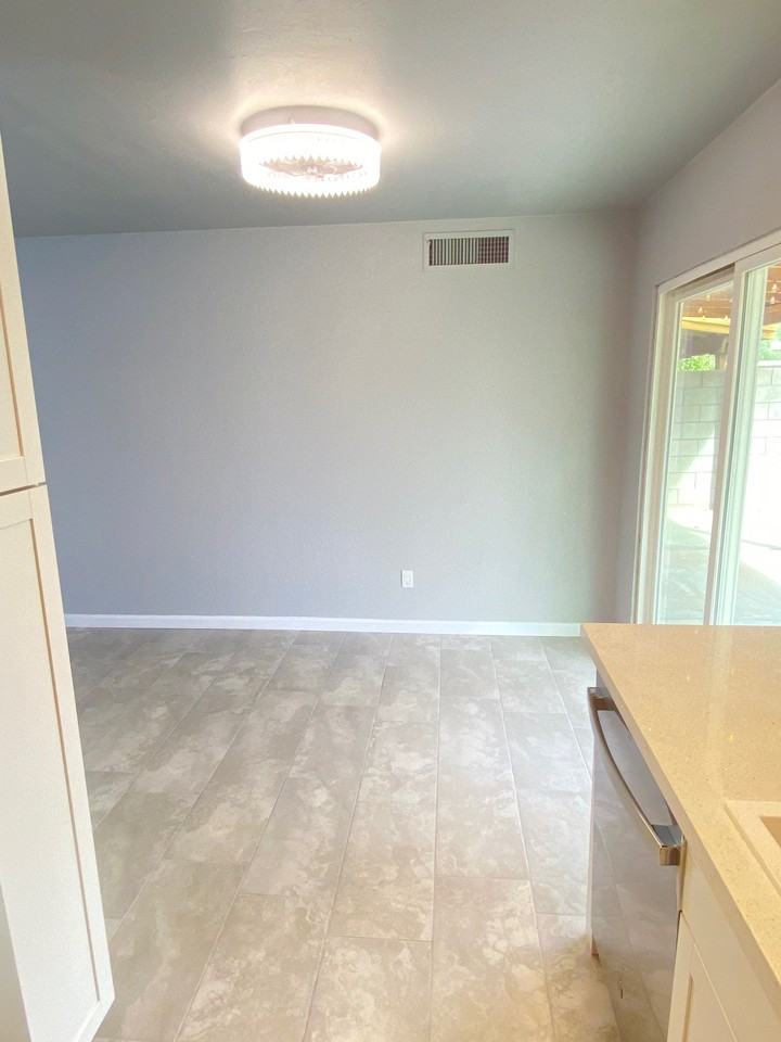 3133 N Runyon Pl - Photo 6 of 14