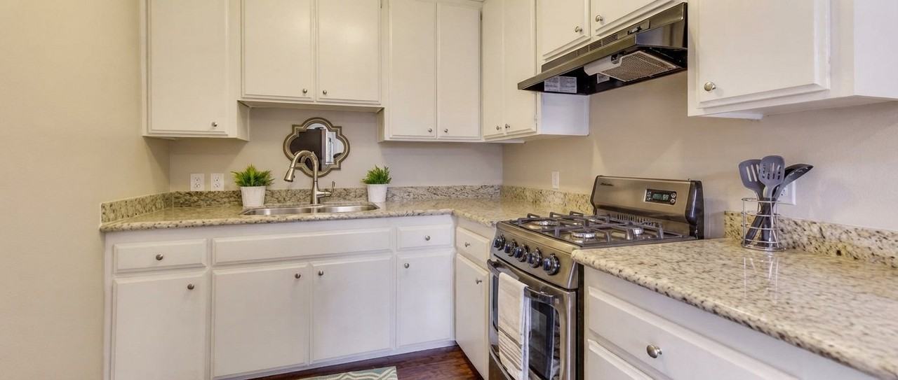 1145 20th St #C - Photo 7 of 12