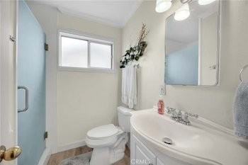 12526 Chadwell St - Photo 7 of 17