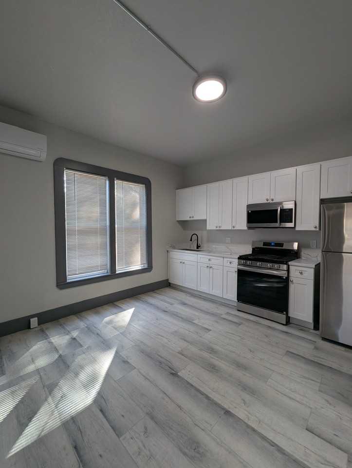 1140 2nd Ave - Photo 2 of 12
