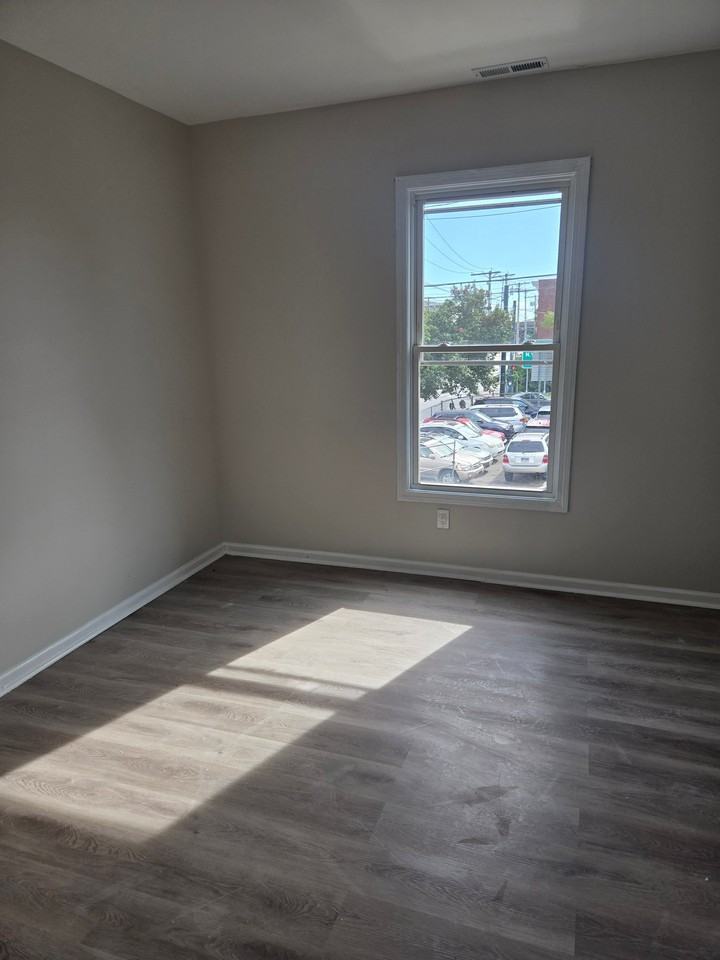 505 E Main St #2 - Photo 2 of 11