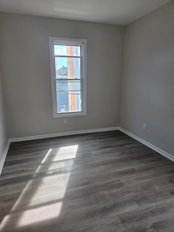 505 E Main St #2 - Photo 5 of 11