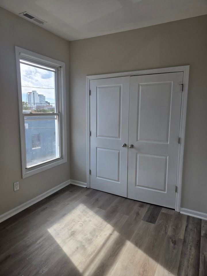505 E Main St #2 - Photo 6 of 11
