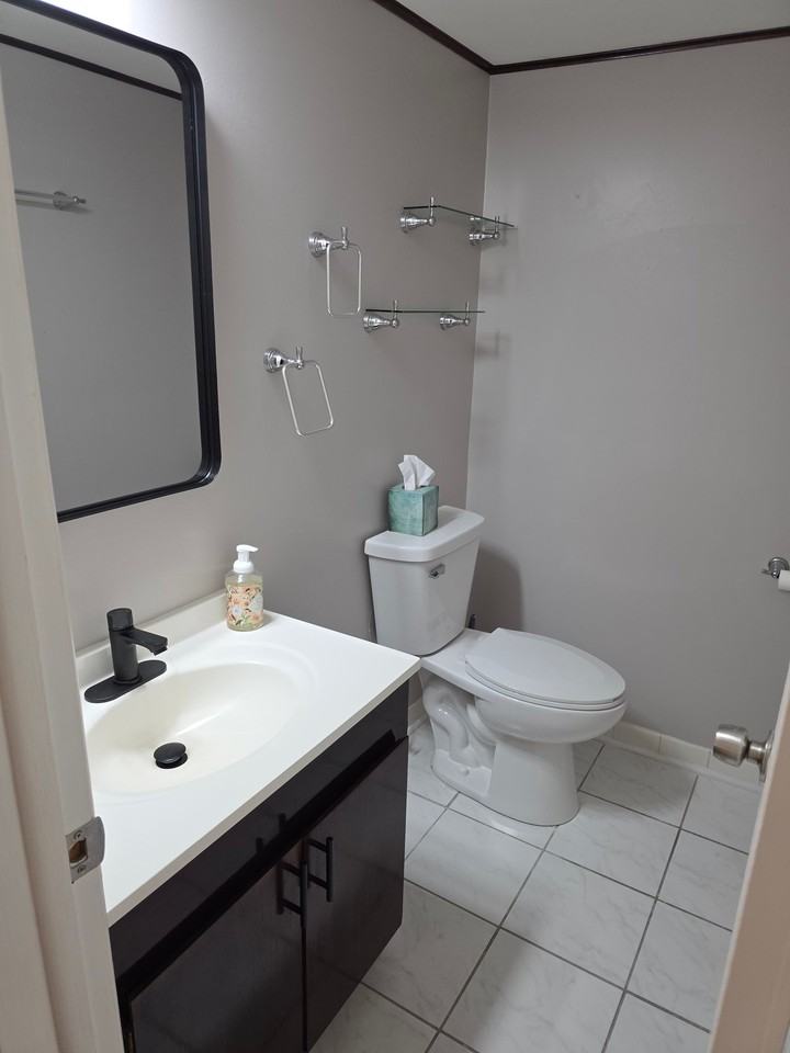 1402 Laurel Valley Dr - Photo 4 of 16