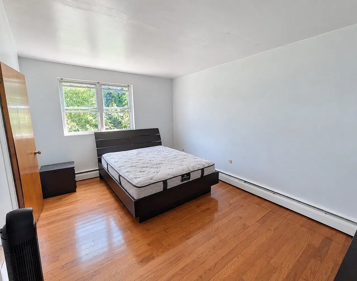 6 Burr Ave #6 - Photo 3 of 9