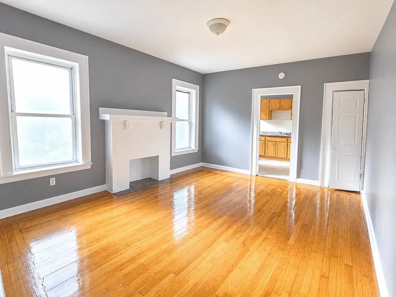 333 Park Ave #25 - Photo 2 of 5