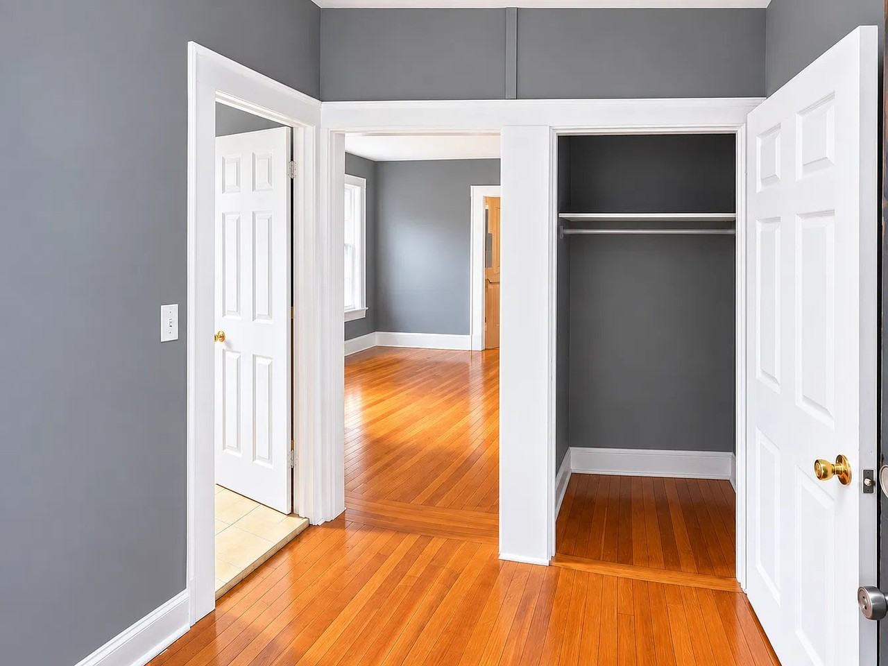 333 Park Ave #25 - Photo 4 of 5