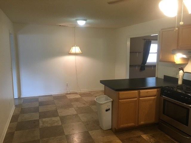 310 Sharondale Rd - Photo 3 of 11