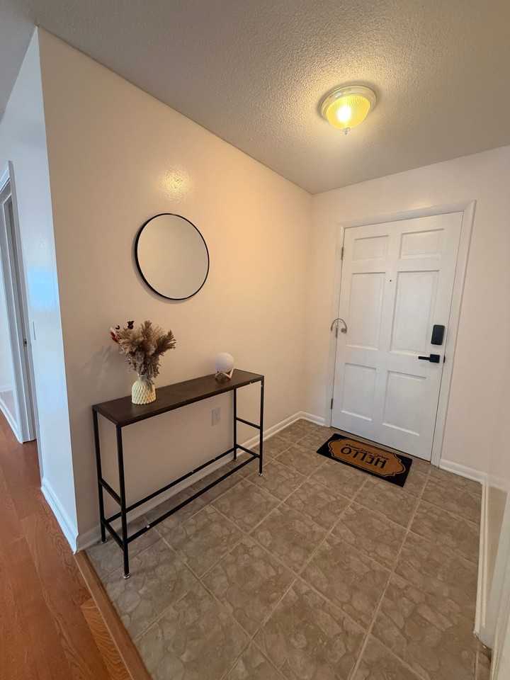 2511 Eastbrook Blvd - Photo 3 of 5