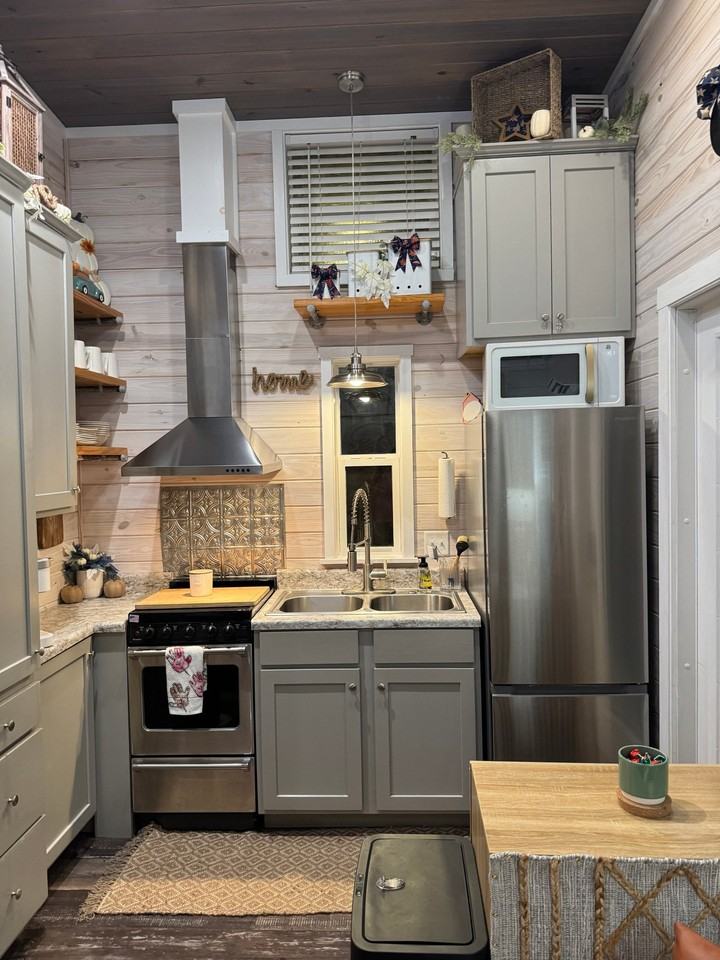 3594 Pan Gap Cir - Photo 2 of 13