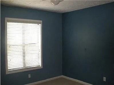608 River Place Ct - Photo 3 of 6