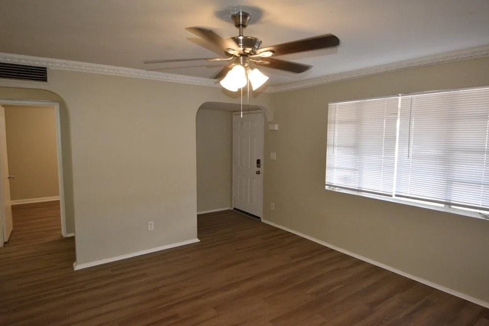 8834 N 29th Ave - Photo 3 of 12