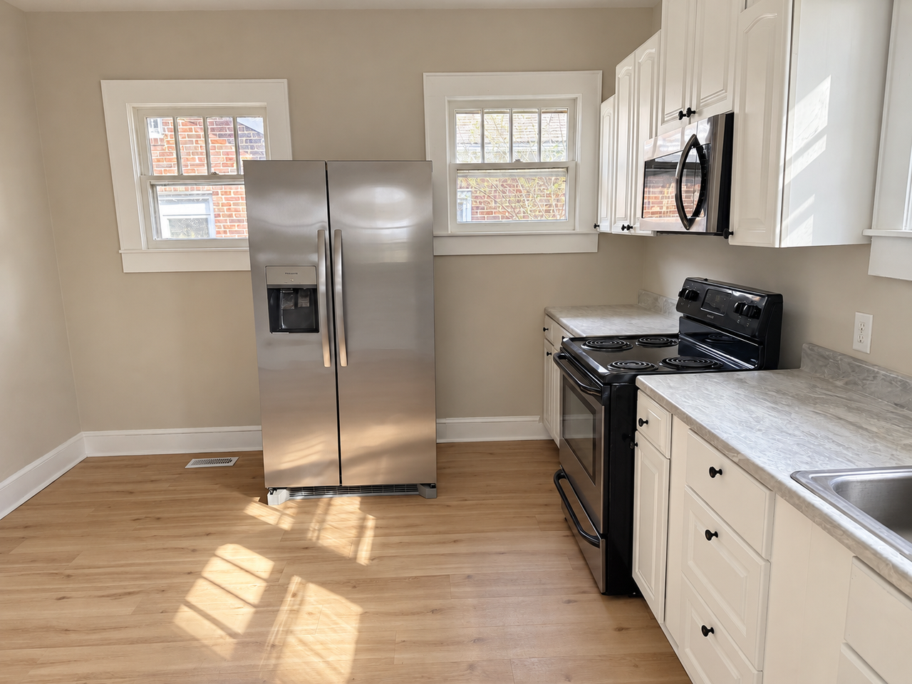 113 Highland Ave - Photo 3 of 14