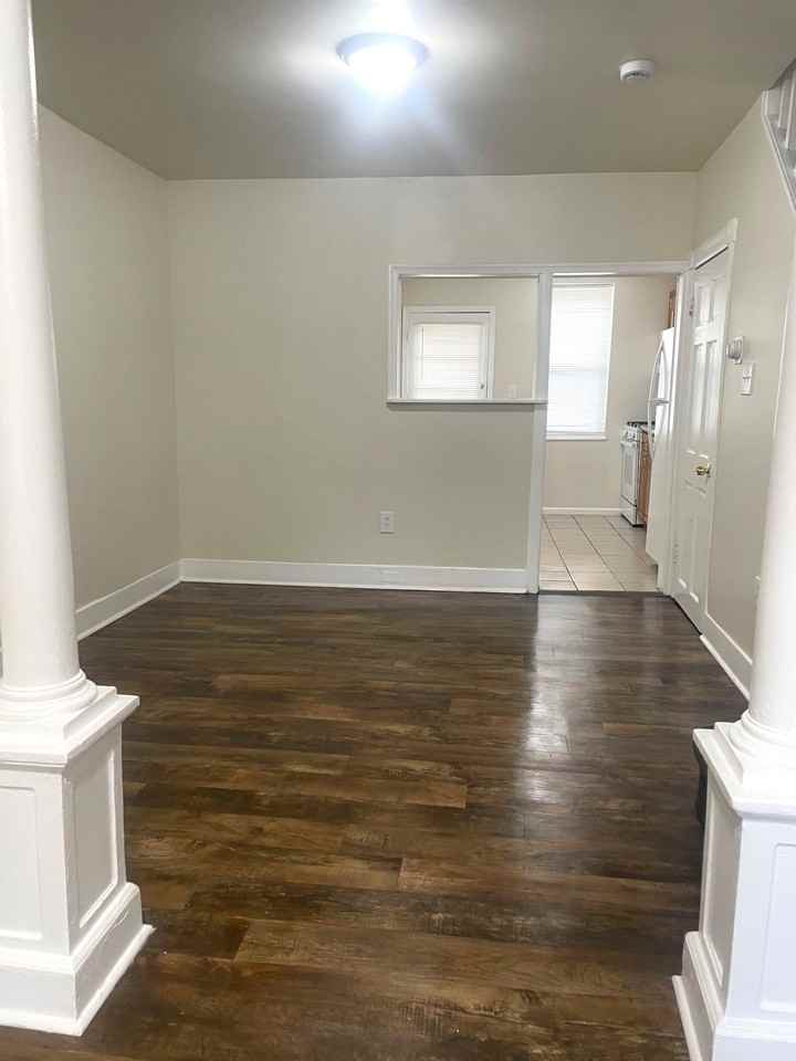 1550 South Etting Street - Photo 4 of 24