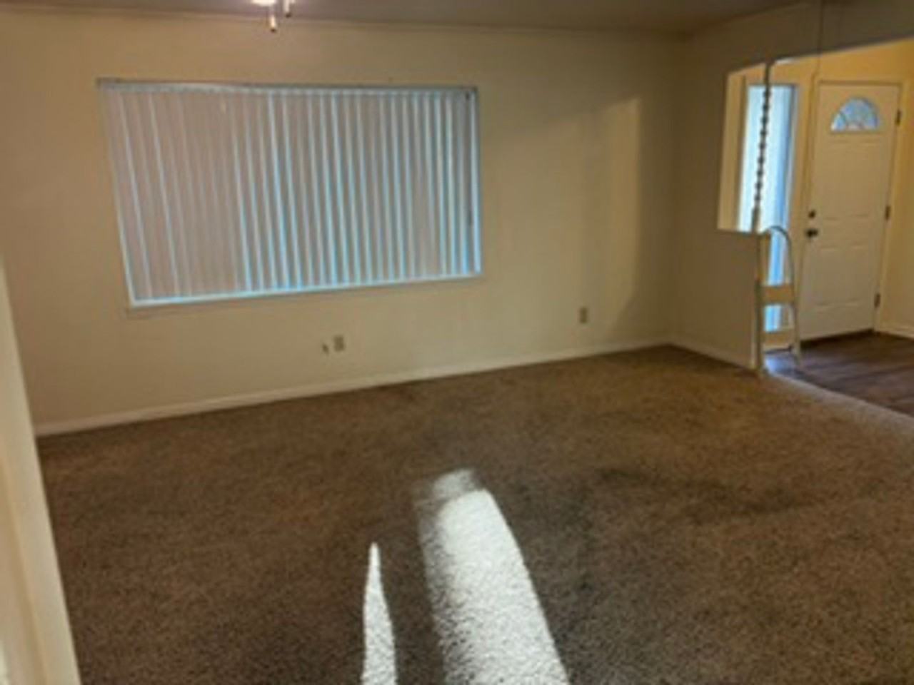 2120 N Woodland St - Photo 2 of 7