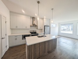 featured image of 140 Rowmont Blvd Nw
