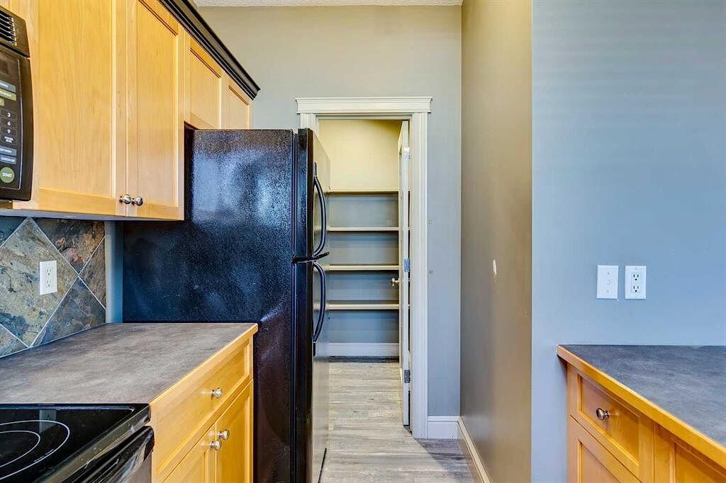 2505 -2505 19 Ave Sw - Photo 6 of 18