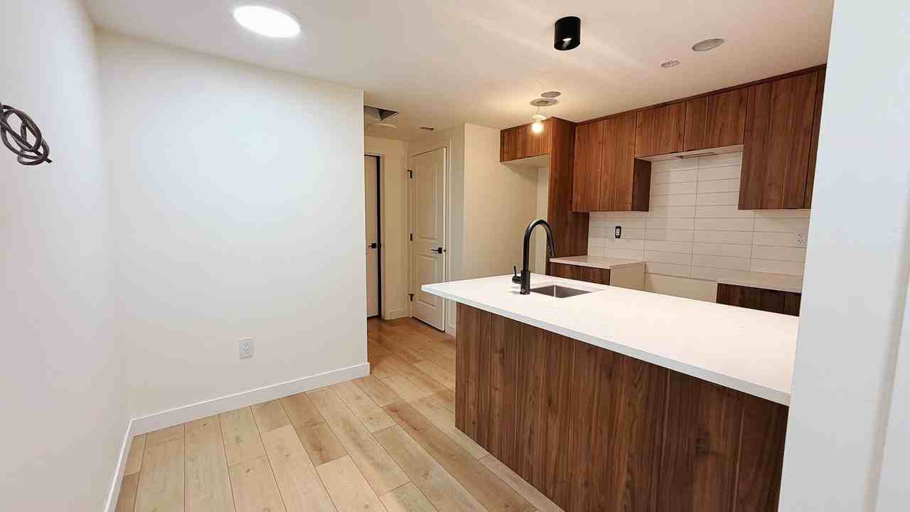 8311 81 Ave Nw - Photo 2 of 7