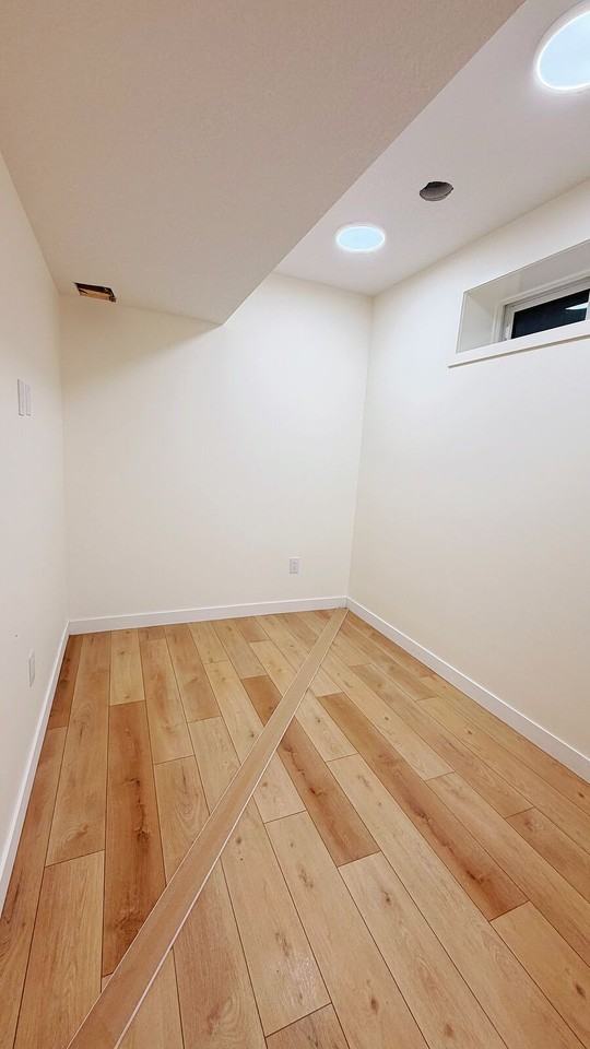8311 81 Ave Nw - Photo 4 of 7