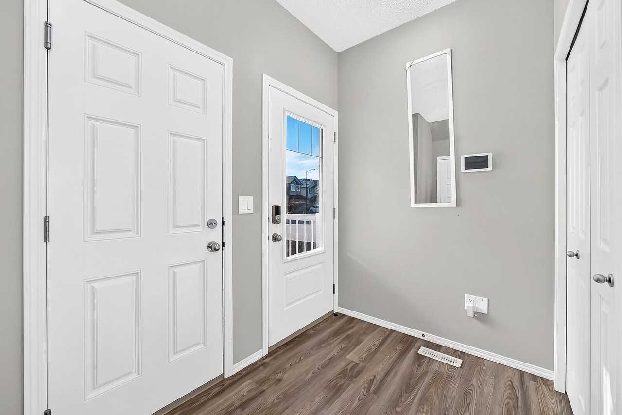 3842 171a Ave Nw - Photo 2 of 38