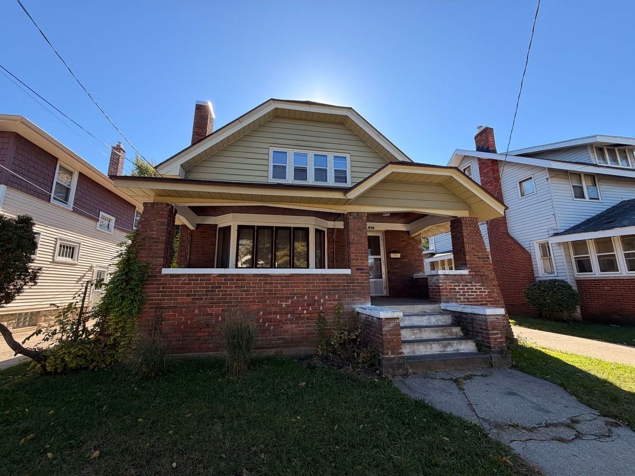 1114 Martin Luther King Jr St Se