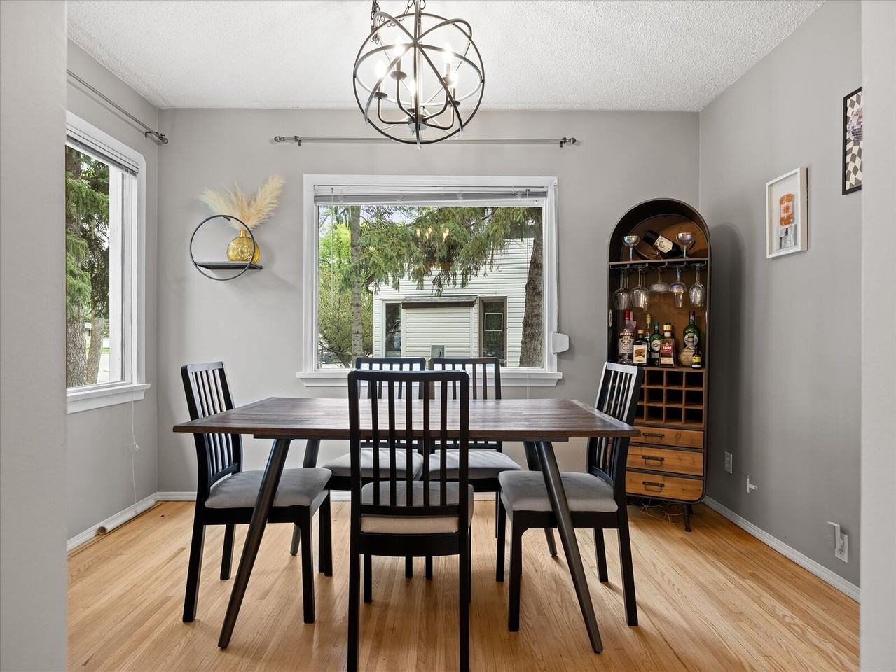 13507 110a Ave Nw - Photo 7 of 29